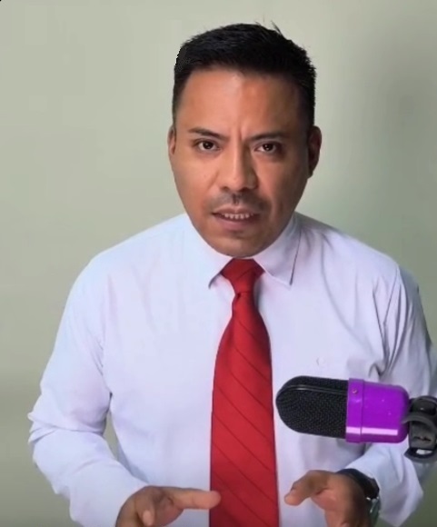 Roberto Cáceres, editor Roberto Cáceres, CEO